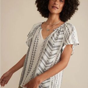 Marine Layer Lana Women's Geometric Patterned Splitneck V-Neck Top - Gray